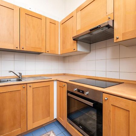 Daily Apartments - Apartment With Bath Tallinn Ngoại thất bức ảnh
